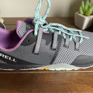 NEW Merrell Trail Glove 6 Barefoot Trail Shoes Womens 9